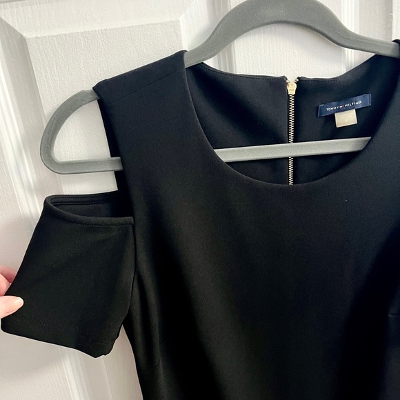 Professional black dress by Tommy Hilfiger - Picture 2 of 5